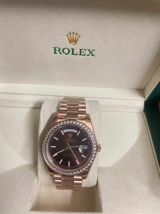R*l*x watches-172